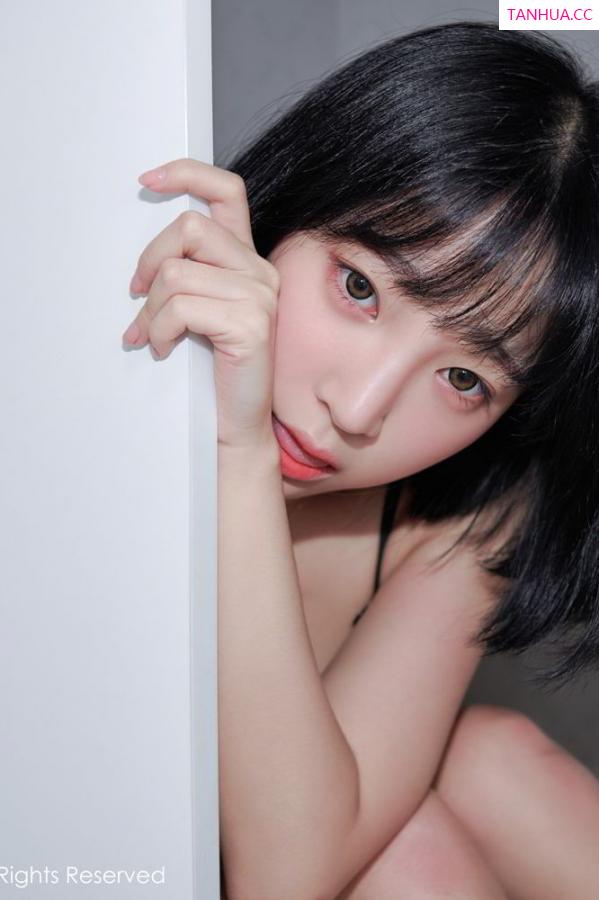 강인경 姜仁卿 [XIUREN]高清写真图 2019.07.17 模特_卿卿第24张图片